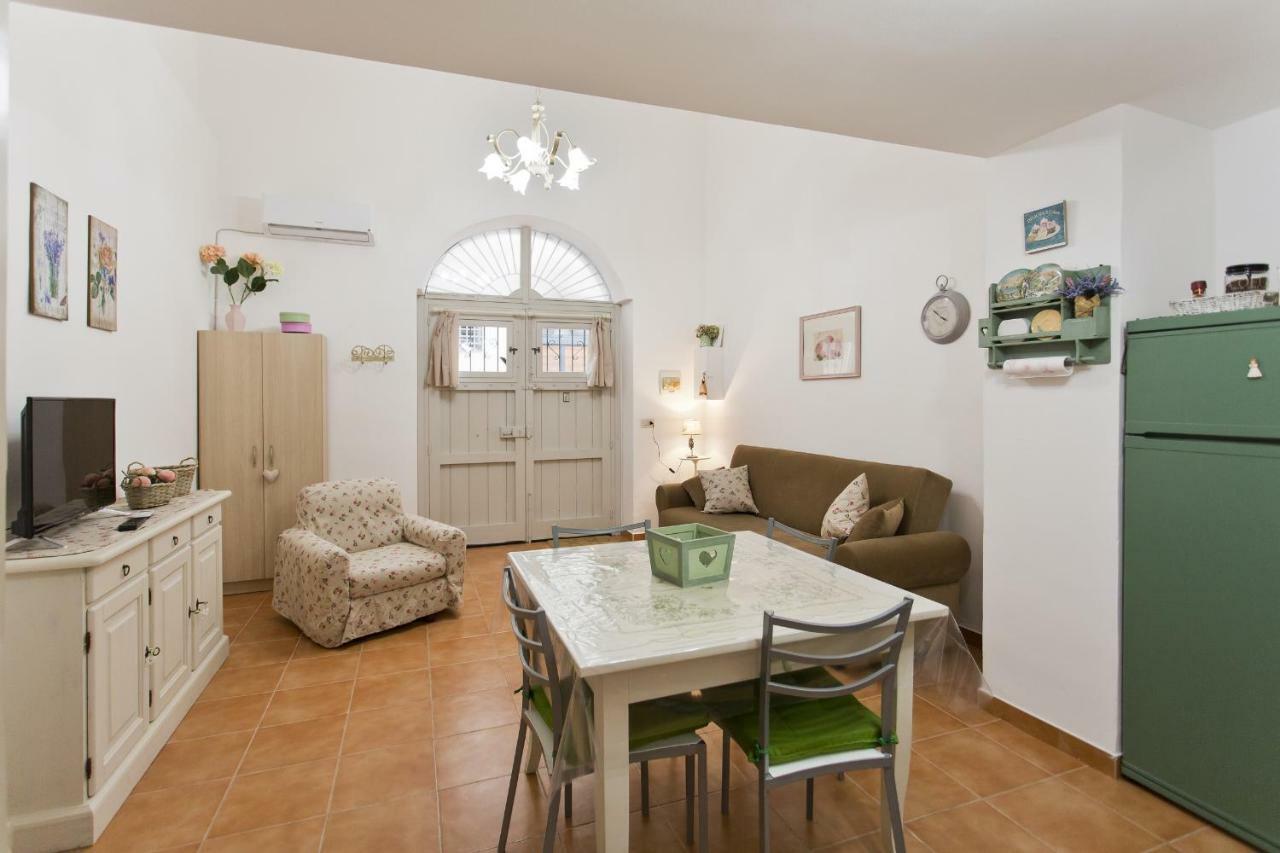 Appartement Little House Inside Capo'S Market à Palerme Extérieur photo